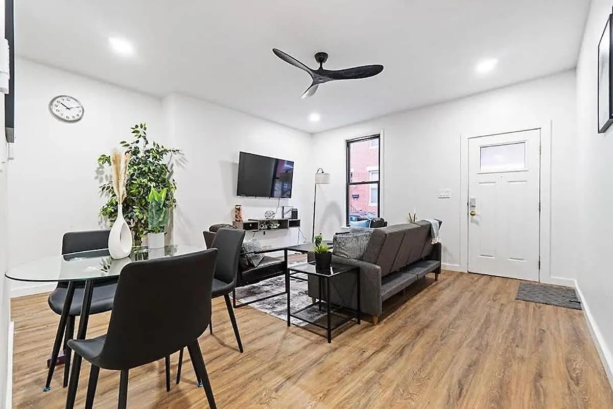 Near Stadium 2 Bdrm House W Fire Pit Free Wifi Pittsburgh 0*,